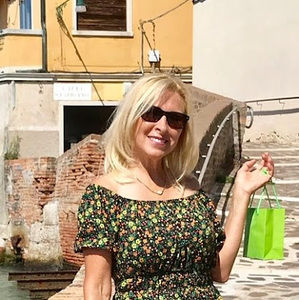 Meet your Posher, Adriana